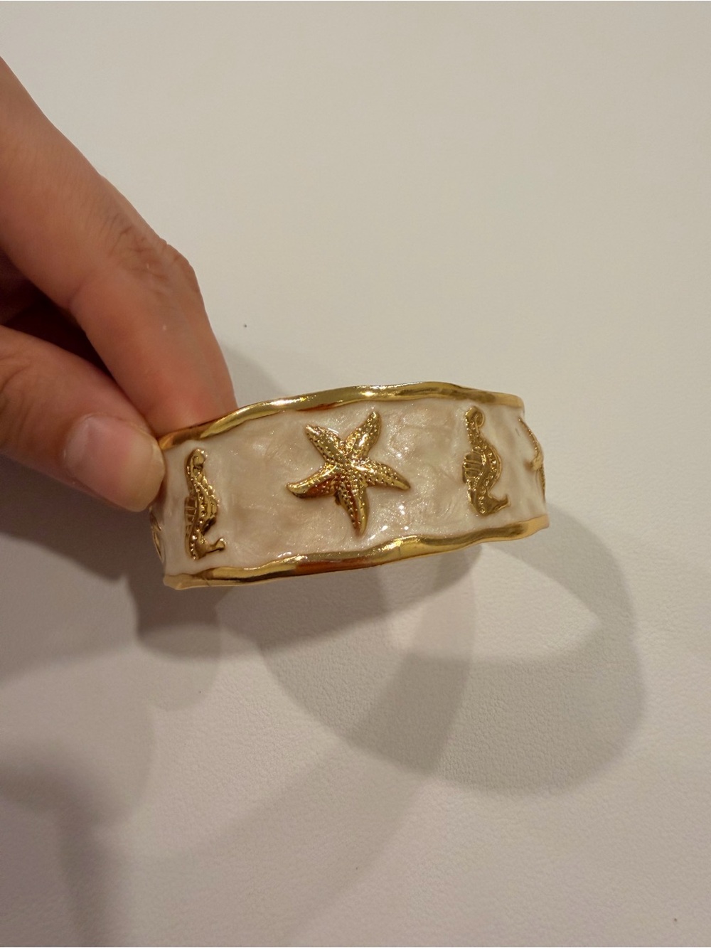 White and Gold Sea Motif Cuff Bracelet - Picture 5 of 7